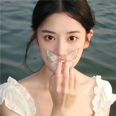 邻家明星